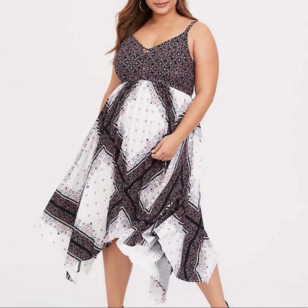 Torrid Size 1 Midi Floral Handkercheif Dress